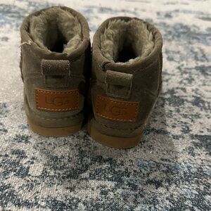 UGG Kids' Olive Boots